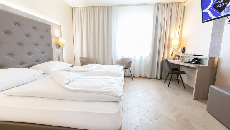 Hotel double room, © Doris Reinisch GmbH Hotel double room, © Doris Reinisch GmbH
