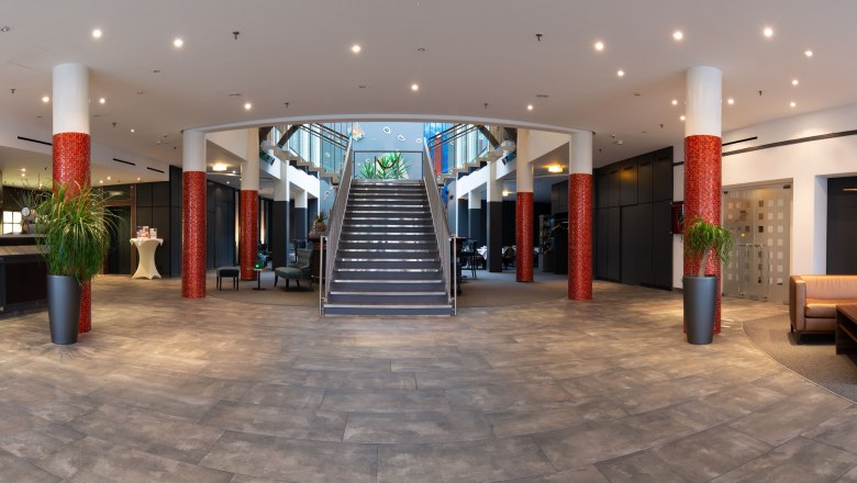 staircase-inside, &copy; Hotel Metropol