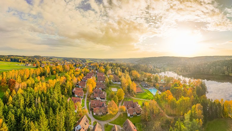 Theater and Holiday Village Königsleitn - Autumn, © Stephan Mussil