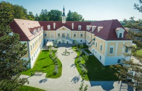 Schloss Haindorf, © Hotel Schloss Haindorf, KRAL Wachsmann Verlag