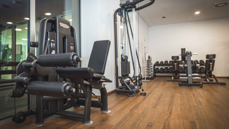 Fitness room, &copy; Schloss Hotel Haindorf, KRAL Wachsmann Verlag