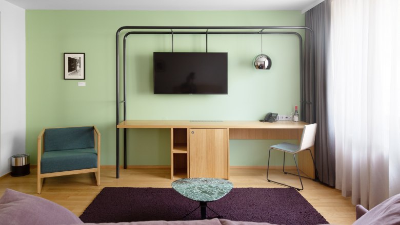 Junior Suite living area, &copy; Peter Hruska