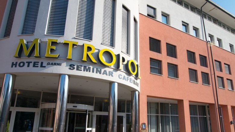 metropol exterior view, &copy; Hotel Metropol