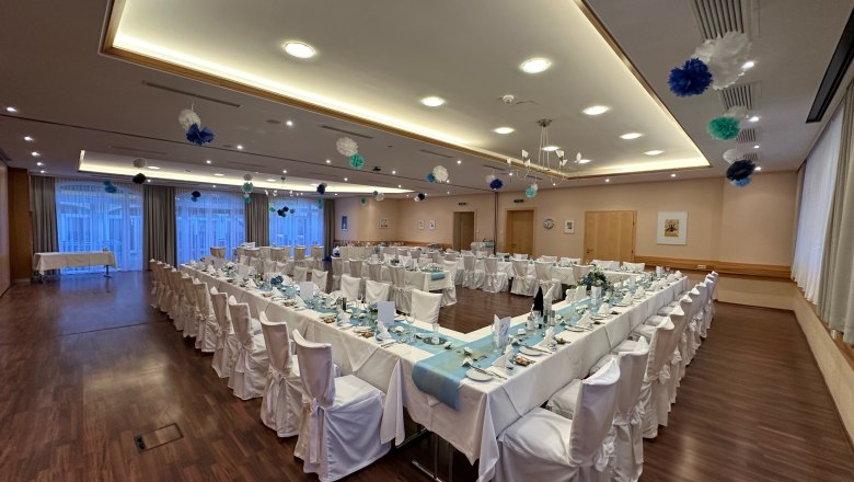 image2, &copy; City Hotel