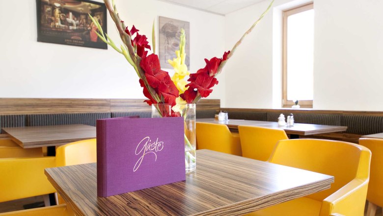 Sitting together, &copy; Brandtner