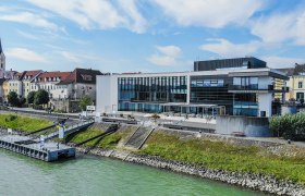 Stadthalle Ybbs, Danube view, © Johann Perger