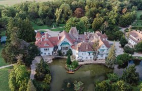 Schönau Castle aerial view, © Schloss Schönau Management KG