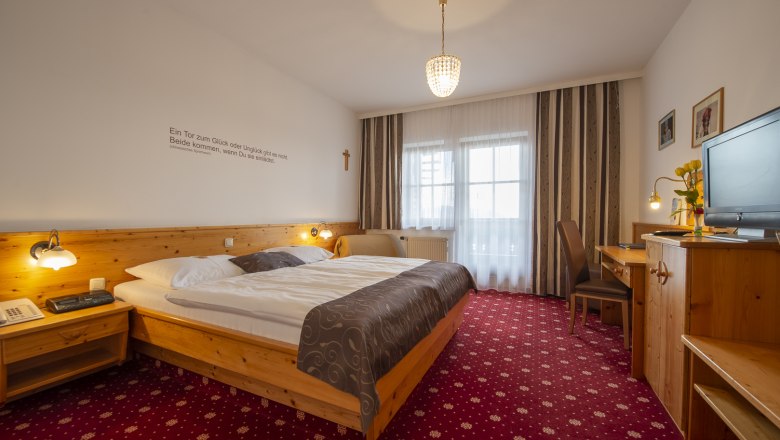 Room view, &copy; Hotel des Gl&uuml;cks