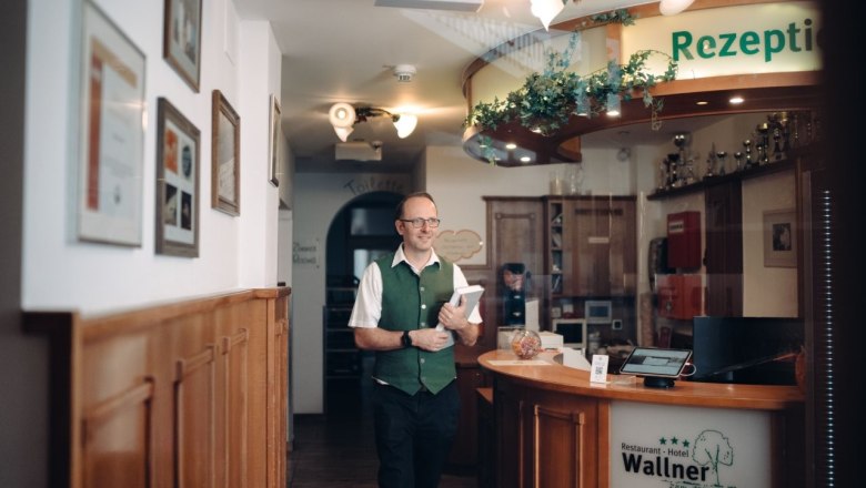 Restaurant - Hotel Wallner "Zum gr&uuml;nen Baum", &copy; Moststra&szlig;e, dochbodnliacht